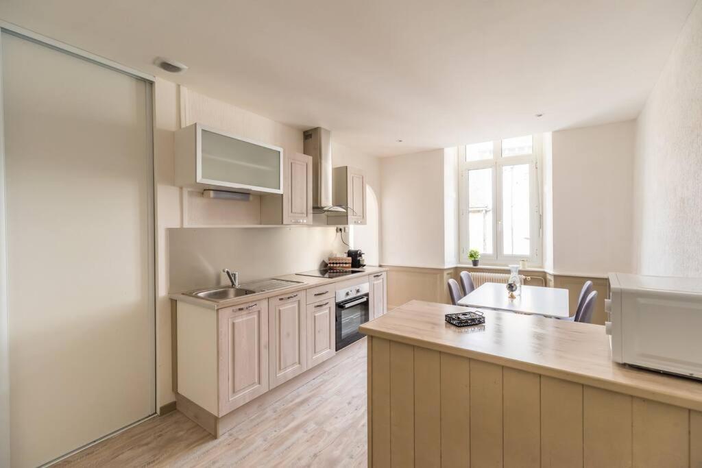 Guingamp Centre Agreable T2 Apartment Exterior photo